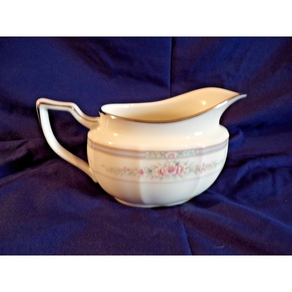 Vintage Noritake "Rothchild" 7293 Dinnerware China Gravy Boat Server Beautiful!